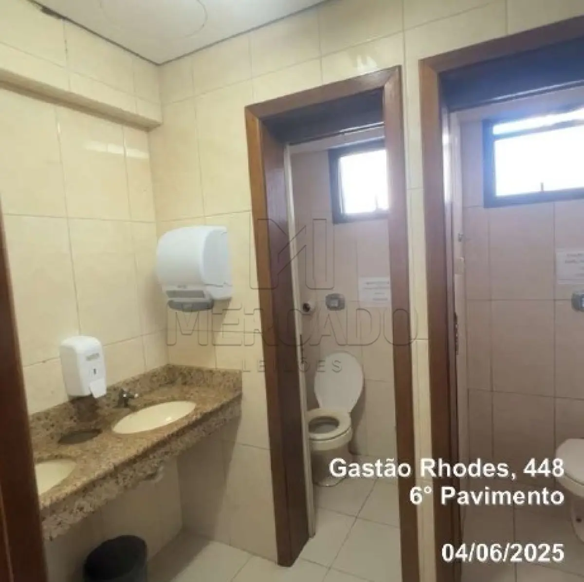 LOTE 001 - Prédio com sete pavimentos na Rua Gastão Rhode, nº 448, cidade de Porto Alegre/RS
