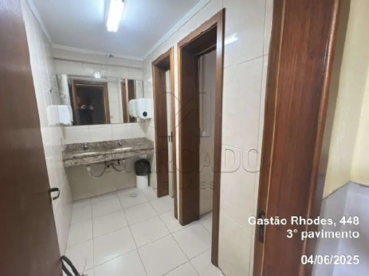 LOTE 001 - Prédio com sete pavimentos na Rua Gastão Rhode, nº 448, cidade de Porto Alegre/RS