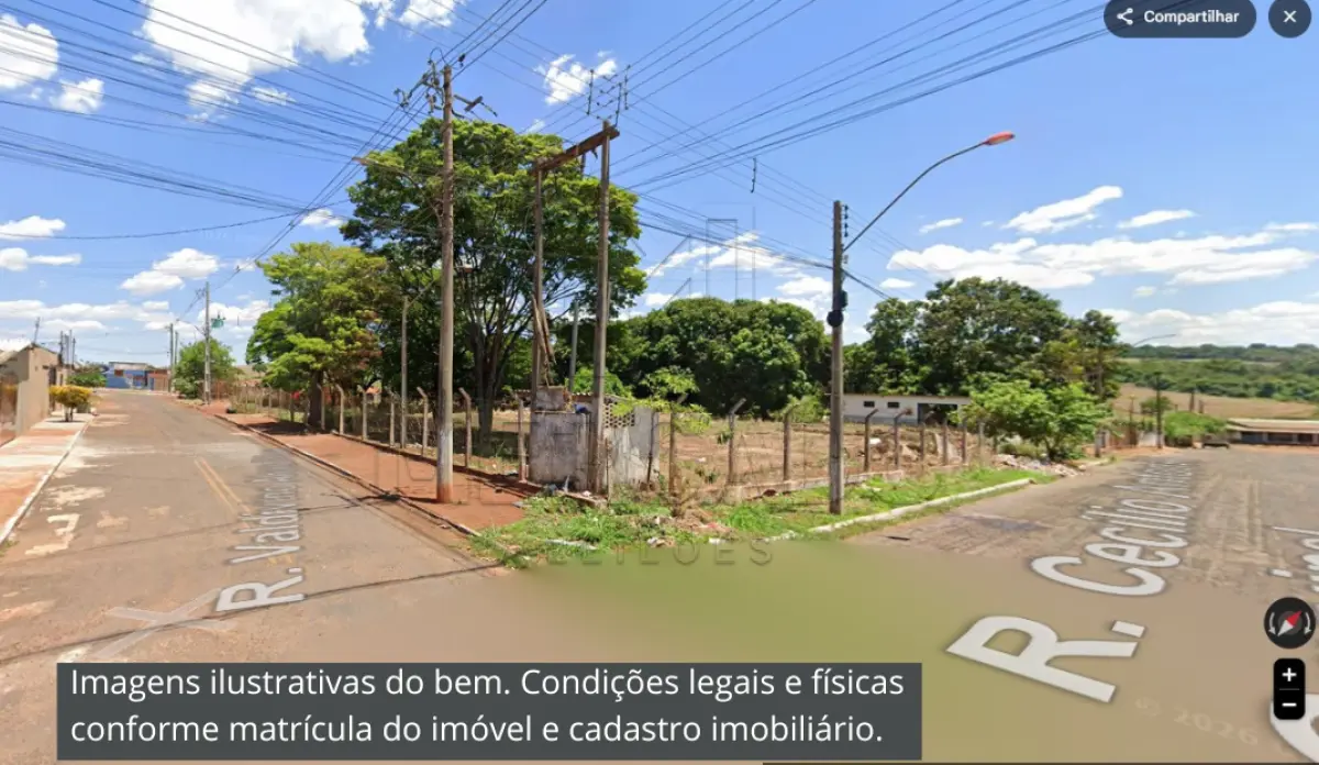 LOTE 001 - Terreno constante dos lotes 01 a 12, da quadra 27, com área total de 6.444m², sendo 18m para a Travessa Um, 110m para a Rua Caiapônia, 70m para a Travessa Dois, 62m para a Rua Volta Redonda ou atuais confrontantes. Inscrito sob a matrícula nº 3.202 do CRI de Montividiu/GO