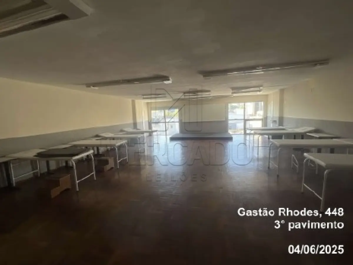 LOTE 001 - Prédio com sete pavimentos na Rua Gastão Rhode, nº 448, cidade de Porto Alegre/RS