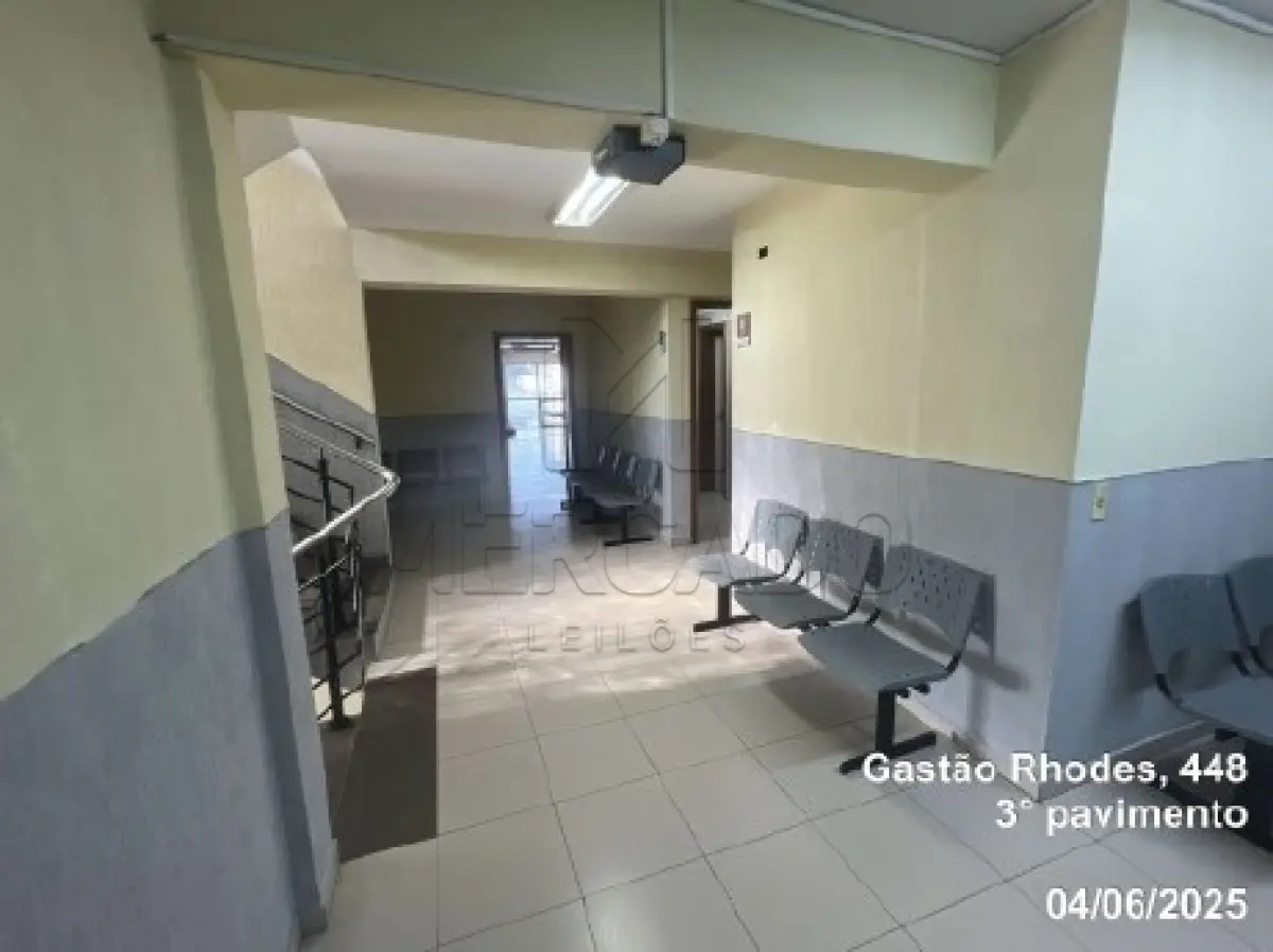 LOTE 001 - Prédio com sete pavimentos na Rua Gastão Rhode, nº 448, cidade de Porto Alegre/RS