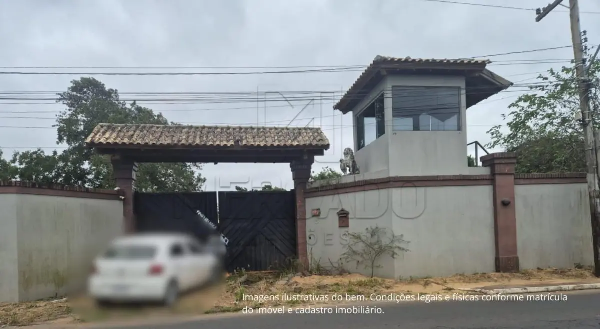 LOTE 001 - Um terreno situado no lugar denominado Picada, no Município de Eldorado do Sul/RS, com área de 4.502,27m². Conforme certificado pelo Oficial de Justiça, foram edificados duas casas de dois pavimentos, um galpão e uma pequena casa de piso único. Inscrito sob a matrícula nº 36.149 do CRI de Guaíba/RS.