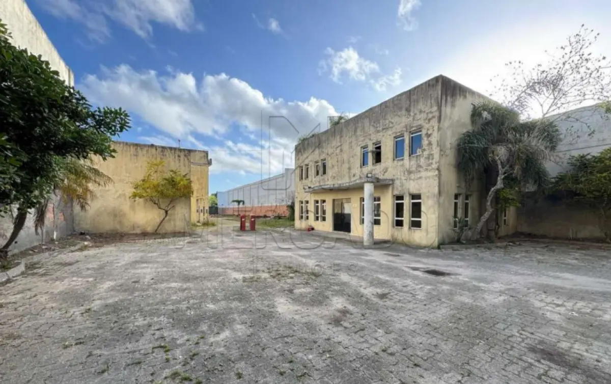 LOTE 001