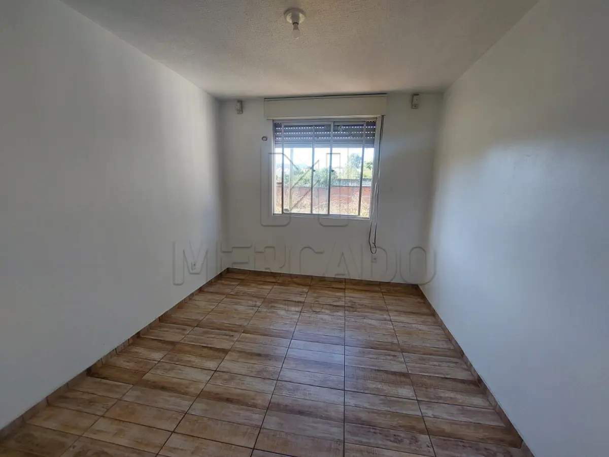 LOTE 001 - Apartamento nº 204, situado no segundo pavimento do Bloco B do Conjunto Residencial Rui Barbosa, localizado na Rua Fernandes Vieira, nº 81, zona urbana de Santa Maria/RS