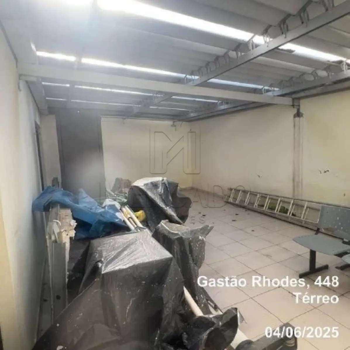 LOTE 001 - Prédio com sete pavimentos na Rua Gastão Rhode, nº 448, cidade de Porto Alegre/RS
