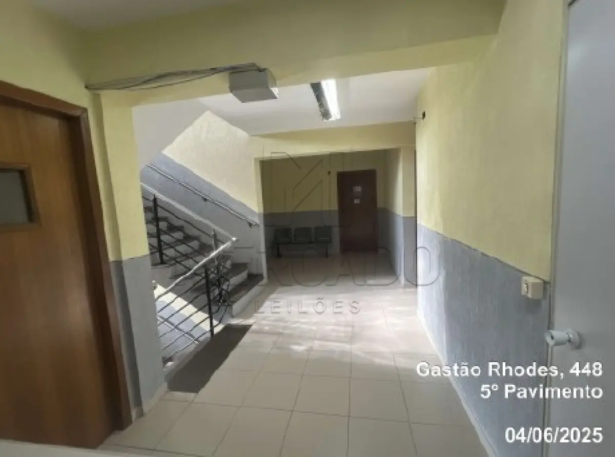 LOTE 001 - Prédio com sete pavimentos na Rua Gastão Rhode, nº 448, cidade de Porto Alegre/RS