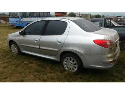 VEÍCULO PEUGEOT/207PASSION XS A, ano/modelo 2013/2013, placas IUB9898