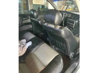 LOTE 001 - UM VEÍCULO GM/Vectra CHALLENGE, ano/modelo 2002/2002, cor prata, placas IKY9604.