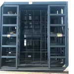 LOTE 005 - 10 (dez) janelas, 4 folhas, com grade quadriculada de 1,20x1,20cm, marca Gerotto, linha prata.